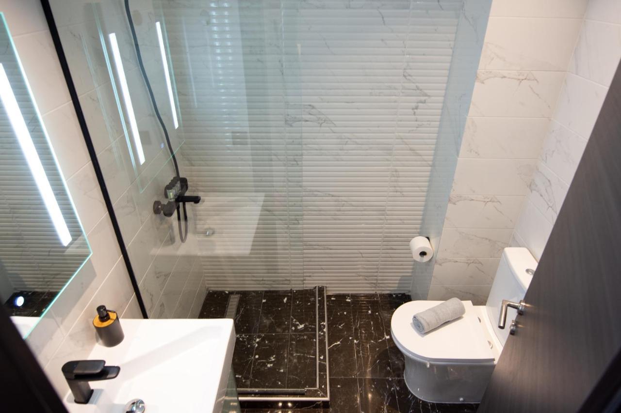 Skg Luxury Apartment Солун Екстериор снимка